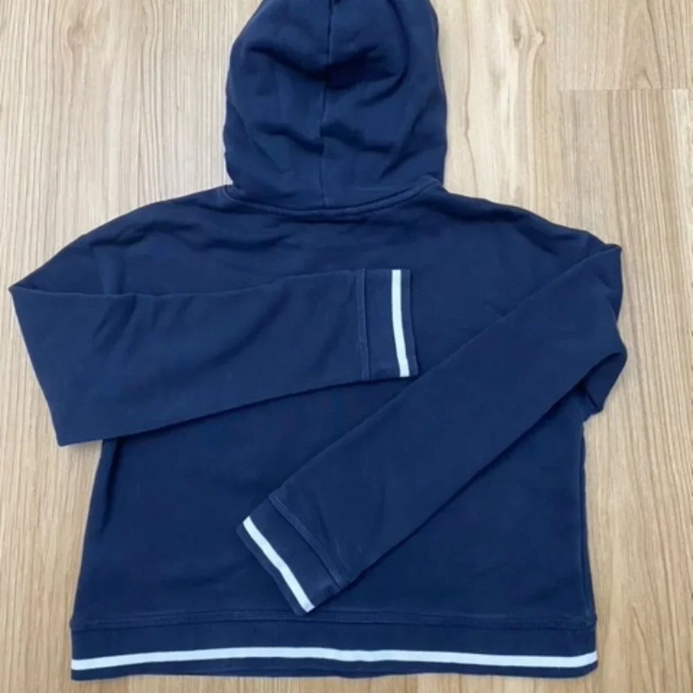 Women’s adidas crop top hoodie Sweatshirt - Picture 3 of 5